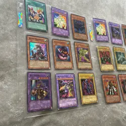 Yu-Gi-Oh! Card Lot Classic Rare - Image 3