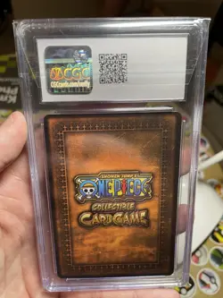 Vintage One Piece TCG Hawk Eye Mihawk 2005 CCG Non Holo CARD Near Mint CGC 7.5 - Image 5