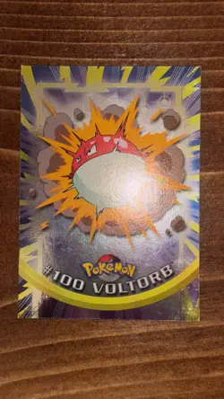 1999 Topps Pokemon #100 Voltorb Holo Foil Blue Logo - Image 2