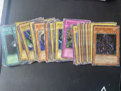 Yu-Gi-Oh/Bundle Job Lot/ 350+ Cards /Circa 1996 / Good Condition - Image 4