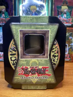 Yugioh Card Pre-owned Swift Gaia The Fierce Knight 2004 Collectors Empty Tin - Image 1