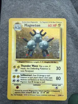 Pokemon TCG Magneton 9/102 Holo Rare Unlimited WOTC Base Set - Image 1