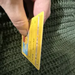 Pokemon Ash's Pikachu SM108 Basic 70 HP Promo Electric Type TCG Card English - Image 4