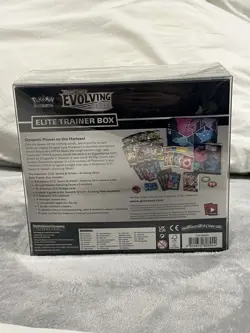 Pokemon Sword and Shield Evolving Skies ETB Factory Sealed - Image 2