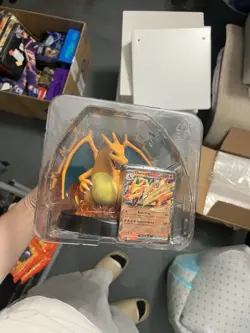 CHARIZARD EX SUPER PREMIUM COLLECTION STATUE + 1 PROMO CARDS POKEMON TCG - Image 1