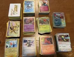Pokemon TCG Lot. Over 700+ Cards Includes Pokemon Lunchbox Tin - Image 4