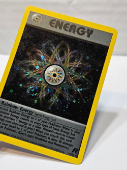 Rainbow Energy 17/82 Holo Rare Unlimited Team Rocket Pokemon 784 - Image 4
