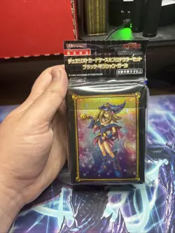 Yugioh Dark Magician Girl Konami Offical OCG deckbox + divider new sealed - Image 1