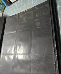 Ultra Pro Mewtwo 9-pocket Binder (360 Cards) New Open - Cover With Small Defect - Image 5