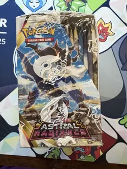 Pokemon TCG: Sword & Shield Astral Radiance Booster Box (36 Packs) - Image 3