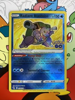 Radiant Blastoise #018/078 PGO Pokemon GO Radiant Rare Holo Pokemon TCG Card NM - Image 1