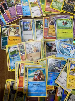 Joblot Pokemon Cards 250+ Cards Mixed Varied Years + Pokemon Tin #2 Bundle - Image 4