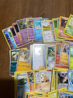 Joblot Pokemon Cards 250+ Cards Mixed Varied Years + Pokemon Tin #2 Bundle - Image 5