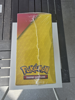 Pokemon TCG ELITE TRAINER BOX: Sword & Shield Fusion Strike- ETB Costco SEALED - Image 3