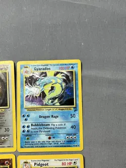 Lot of 6 1995 Rare Pokemon Cards halos - Image 4