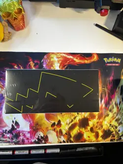 Pokemon TCG: 25th Anniversary Celebrations Elite Trainer Box (2021) 820650809439 - Image 4
