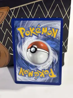 Pokemon Greedent v Alternate Full Art Holo Card 257/264 Swsh08: Fusion Strike - Image 2