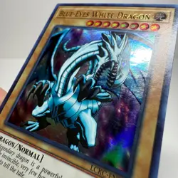 Blue-Eyes White Dragon (Version 1) LCKC-EN001 Legendary Collection Kaiba LP - Image 3