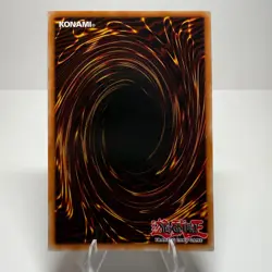 Blue-Eyes White Dragon (Version 1) LCKC-EN001 Legendary Collection Kaiba LP - Image 4