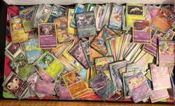 Bulk Pokemon 750+ Card lot Modern Era - Eng/JP/CN - Holos & Reverse Holos incl. - Image 1