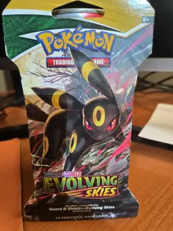 ✅RARE Pokemon TCG Sword & Shield Evolving Skies Booster Pack- Umbreon Art SEALED - Image 1