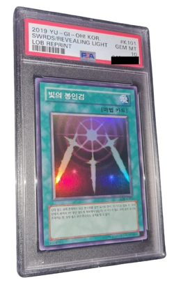 YuGiOh! Swords of Revealing Light - PSA 10 - LOB-K101 - Legend of Blue Eyes W D - Image 2