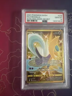Pokemon TCG Cresselia Holo Secret Rare Card Evolving Skies Gold Full Art 228/203 - Image 1