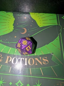 MTG Dice Throne of Eldraine Bundle Spindown Die - Life counter D20 Purple - Image 2
