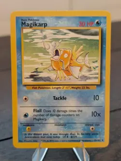 Pokemon TCG Magikarp 035/102 Base Set Regular - Image 1