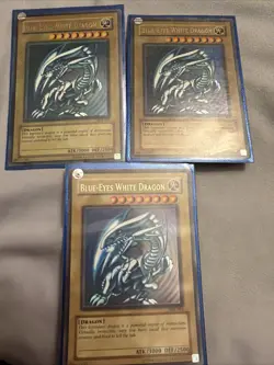 Yu-Gi-Oh! TCG Blue-Eyes White Dragon SDK-001 Ultra Rare Unlimited Edition - Image 1