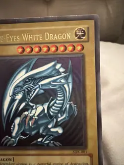 Yu-Gi-Oh! TCG Blue-Eyes White Dragon SDK-001 Ultra Rare Unlimited Edition - Image 5