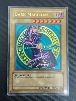 Yugioh Dark Magician SDY-006 Ultra Rare Unlimited DMG - Image 1