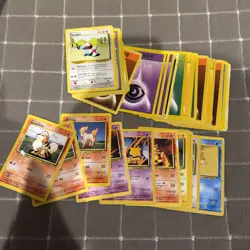 Pokemon 100 Card Vintage WOTC, EX Ruby & Sapphire, Diamond & Pearl Lot Damaged - Image 3