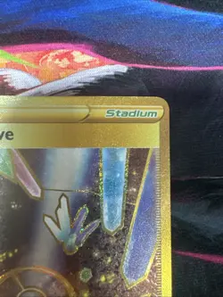 Pokemon TCG Crystal Cave Evolving Skies Holo Card 230/203 Secret Rare - Image 3