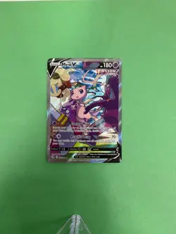 2021 POKEMON FUSION STRIKE 251/264 MEW V ALTERNATE FULL ART MINT - Image 4