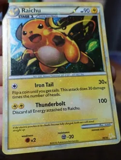 Raichu 30/30 Holo HGSS Trainer Kit Holobleed Error Misprint Pokemon Card LP - Image 2