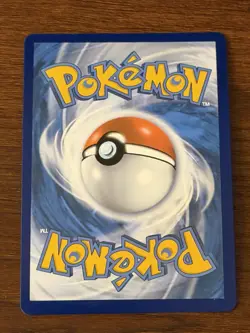 Pokemon TCG - Lumineon V Brilliant Stars 040/172 Holo Rare V - Image 2