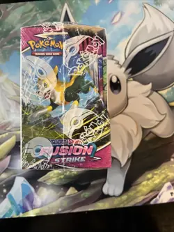 Fusion Strike Booster Box Pokemon TCG Sword & Shield Brand New Sealed - Image 4