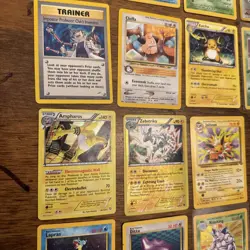 Pokemon Vintage 20 Card Lot Holographic - Image 5