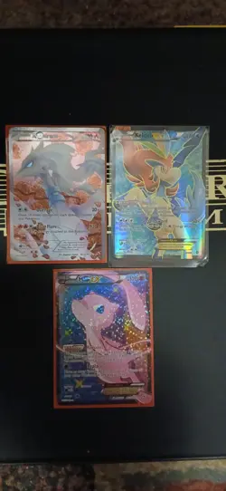 set of 3 full art Pokemon cards mint or better - Image 1