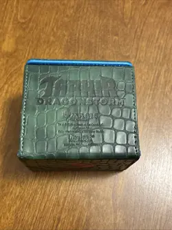 Tarkir Dragonstorm Ureni, the Song Unending Premium Alcove Edge Deck Box - Image 3