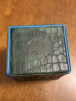Tarkir Dragonstorm Ureni, the Song Unending Premium Alcove Edge Deck Box - Image 4