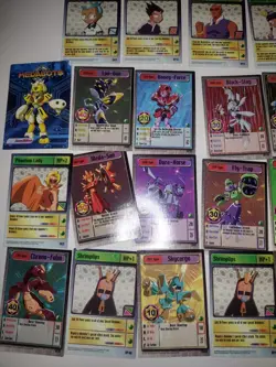 Lot of 66 Medabots Cards Only Plus Paper Mats and Rule Book - Image 4