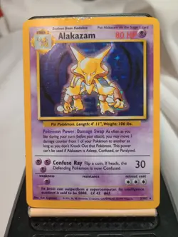 Pokemon TCG Alakazam Holo Rare Card 1/102 Base Set - Image 1