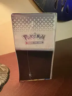 Pokemon TCG SV8.5 Prismatic Evolutions Elite Trainer Box Factory Sealed - Image 4