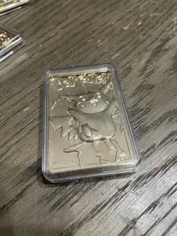 PIKACHU Pokemon Burger King 23k Gold Plated Trading Card In red Box - Image 2