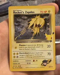 POKEMON TCG - Rocket's Zapdos - Celebrations 25th - 15/132 - Classic - NM - Image 1