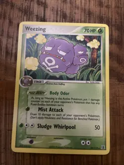 Weezing - 33/113 Delta Species - Pokemon TCG - 2005 - Image 1