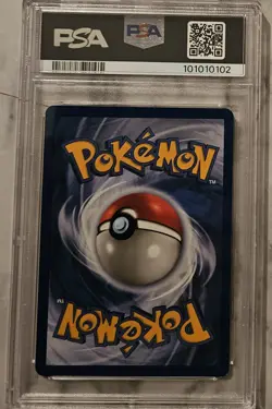 1999 Blastoise Base Set Holo Rare Card PSA 8 2/102 - Image 2