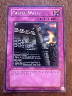 Yu-Gi-Oh TCG Castle Walls SDP-043 Unlimited Regular Common Card LP - Image 1